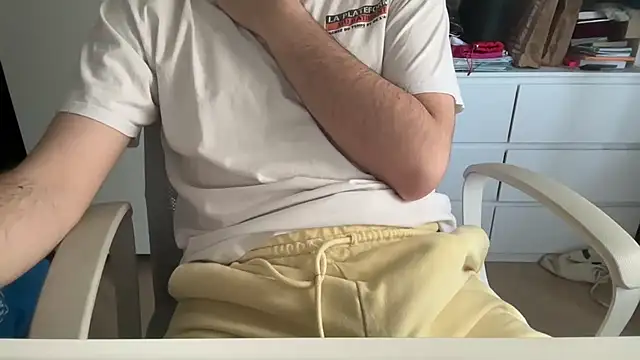 Snapshot of matrixx_9 chatting on February 2, 9:52 am matrixx 9 online show from February 2, 9:52 am