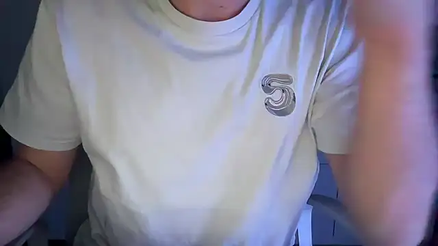 Snapshot of matrixx_9 chatting on February 15, 6:15 pm matrixx 9 online show from February 15, 6:15 pm