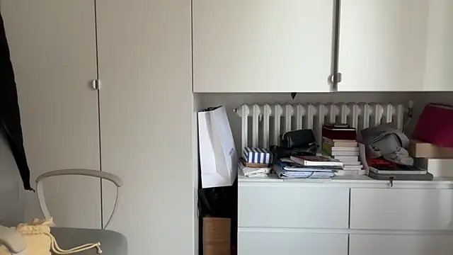 Snapshot of matrixx_9 chatting on March 18, 2:20 pm matrixx 9 online show from March 18, 2:20 pm