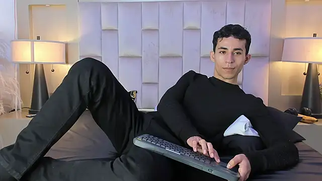 Zahir Ashar online show from March 21, 1:54 am