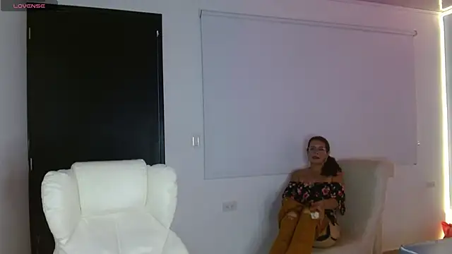 channelsmith 55 online show from March 7, 2:03 pm