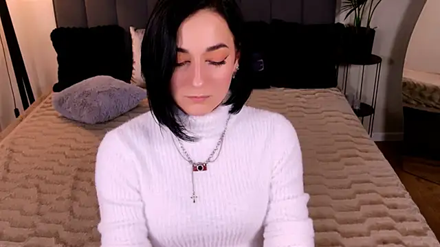 BaileeLynn online show from March 31, 9:10 am