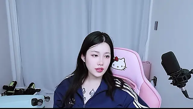 Snapshot of MISA_02 chatting on January 6, 1:26 pm MISA 02 online show from January 6, 1:26 pm