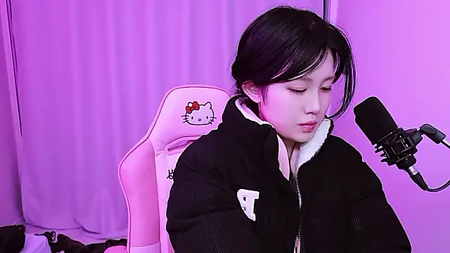 Snapshot of MISA_02 chatting on February 3, 9:03 am MISA 02 online show from February 3, 9:03 am