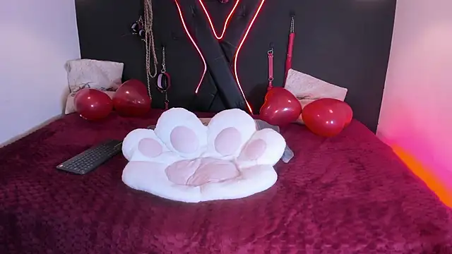 cookie bit online show from February 26, 8:41 pm