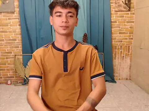 boy raphael online show from October 10, 10:25 am