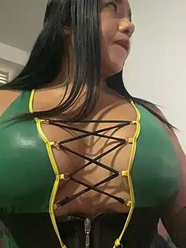 mis-violetha online show from April 4, 2:21 am