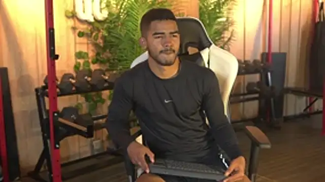 Reik Vonn online show from December 15, 12:20 pm