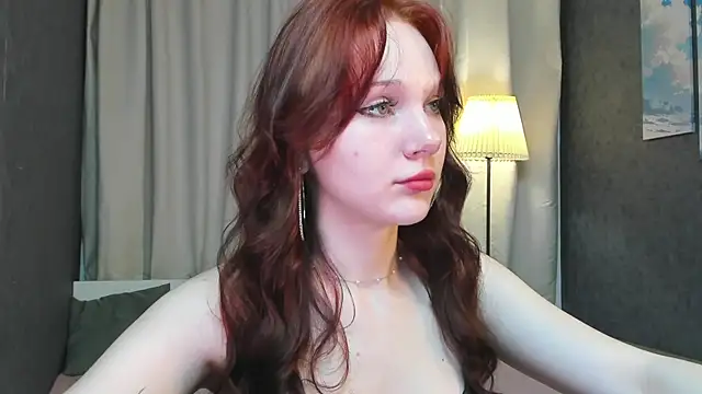 Snapshot of MargoViento chatting on May 3, 8:26 pm MargoViento online show from May 3, 8:26 pm