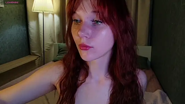 Snapshot of MargoViento chatting on June 28, 8:15 pm MargoViento online show from June 28, 8:15 pm