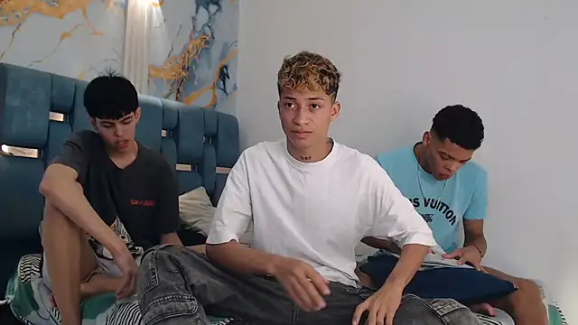 EMPIRE BOYS1 online show from March 18, 7:28 pm