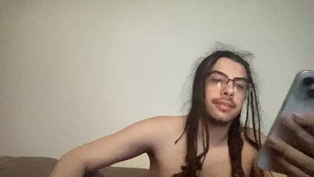 Snapshot of onlycreampiesdaddy chatting on April 30, 1:23 am onlycreampiesdaddy online show from April 30, 1:23 am