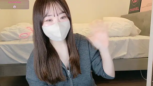 yura ra ra online show from May 5, 1:19 pm