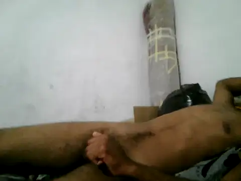 Snapshot of YoussefAl-Fahl chatting on April 11, 1:32 am YoussefAl-Fahl online show from April 11, 1:32 am