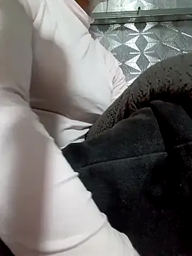 nat-tri online show from March 1, 10:12 pm