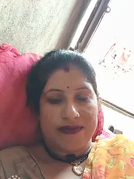 Snapshot of Rayal_bhabi chatting on May 17, 3:48 am Rayal bhabi online show from May 17, 3:48 am