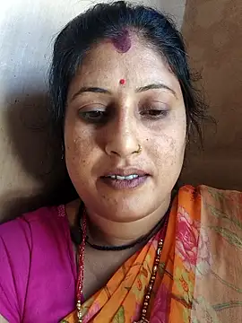 Snapshot of Rayal_bhabi chatting on May 19, 8:53 am Rayal bhabi online show from May 19, 8:53 am