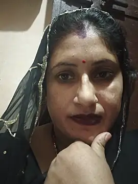 Snapshot of Rayal_bhabi chatting on June 3, 3:17 pm Rayal bhabi online show from June 3, 3:17 pm