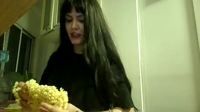 miapink33 online show from March 8, 1:03 am