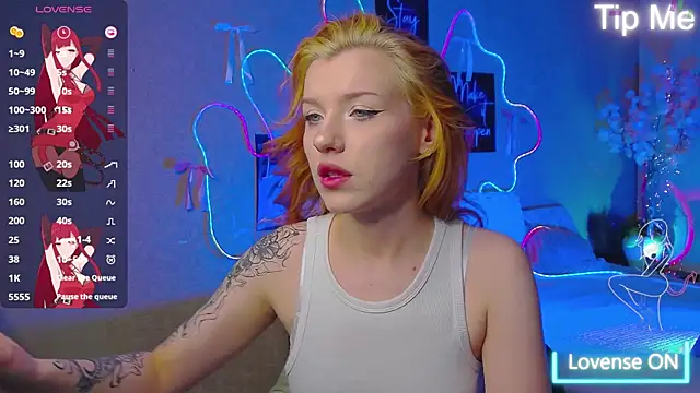 MeganNewCat online show from June 1, 7:26 pm