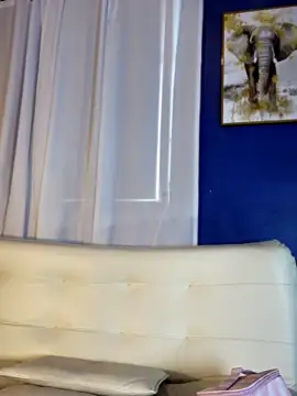 NovaFoxx online show from April 12, 7:19 pm