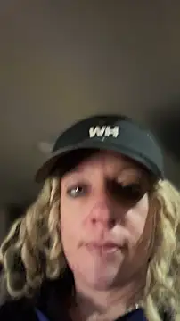 queenkelly1234 online show from April 24, 4:15 am