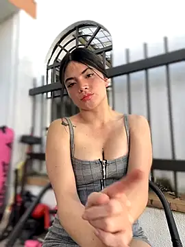 PamelaJonsom  online show from November 1, 1:57 pm