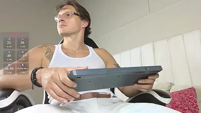 Justin valverde online show from February 5, 8:02 pm