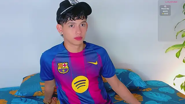 Axel Cody  online show from June 19, 1:21 am