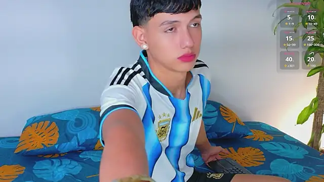 Axel Cody  online show from June 26, 3:16 pm
