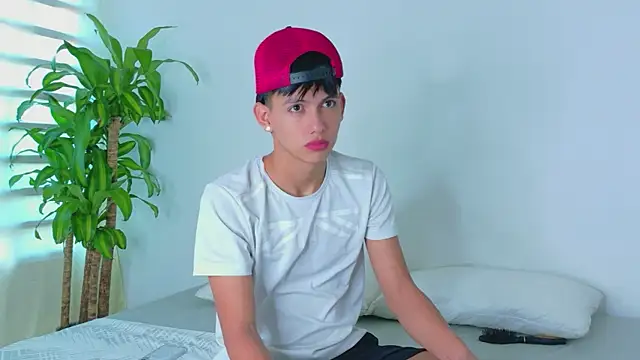 Axel Cody  online show from July 21, 2:41 pm