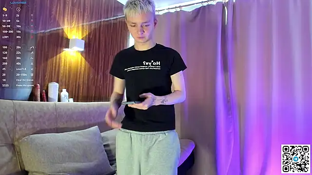 Logan mett online show from March 15, 12:55 pm