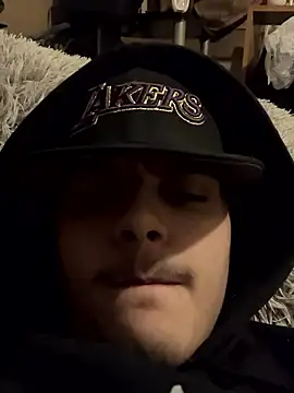 Snapshot of CarmeloA chatting on January 15, 1:10 am CarmeloA online show from January 15, 1:10 am