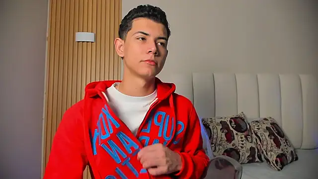 Snapshot of FireGuy_99 chatting on January 14, 12:55 pm FireGuy 99 online show from January 14, 12:55 pm