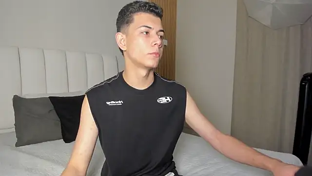 Snapshot of FireGuy_99 chatting on February 11, 12:43 pm FireGuy 99 online show from February 11, 12:43 pm