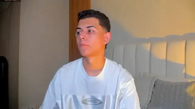 Snapshot of FireGuy_99 chatting on February 24, 1:09 pm FireGuy 99 online show from February 24, 1:09 pm