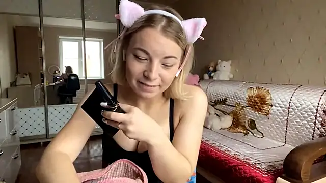 HoppedArea online show from November 10, 8:46 am