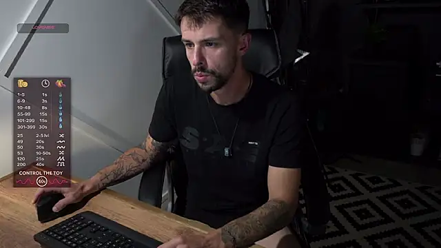 monsieurguitsxxx online show from July 11, 2:42 pm