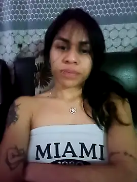 Snapshot of toxic_sweet_1 chatting on November 30, 11:20 pm toxic sweet 1 online show from November 30, 11:20 pm