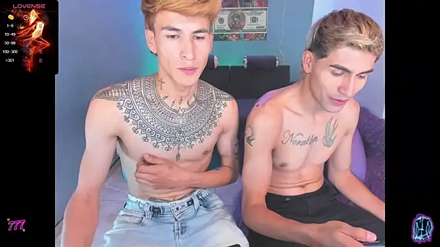 Snapshot of Latin_boysxxxx chatting on June 12, 9:35 pm Latin boysxxxx online show from June 12, 9:35 pm