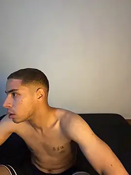 chucky karla online show from March 29, 4:34 am