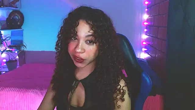 Medussa3033 online show from July 28, 5:47 am
