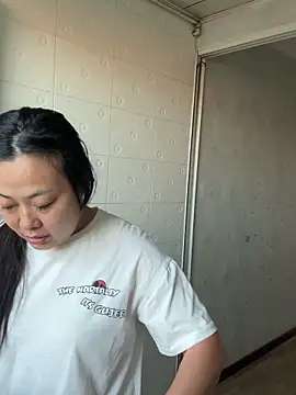 aini-maili online show from October 22, 10:42 pm