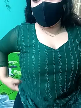 Porimoni22 online show from April 12, 10:15 pm