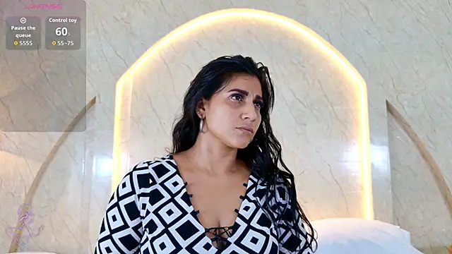 Snapshot of Antonella_Russo1 chatting on May 21, 1:29 pm Antonella Russo1 online show from May 21, 1:29 pm