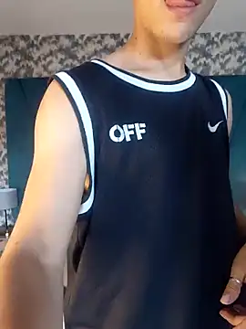 Aaron Eze online show from April 19, 2:27 pm