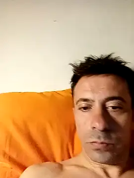 Snapshot of manumoodman1234 chatting on October 27, 10:36 pm manumoodman1234 online show from October 27, 10:36 pm