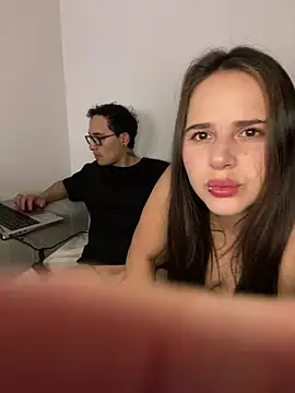 violetjack online show from May 12, 7:16 am