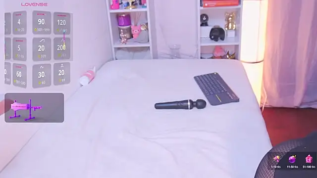 ElodieRousse  online show from April 12, 11:32 pm