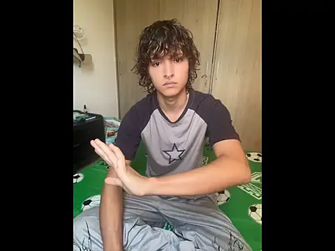 JoelnClouds online show from May 20, 5:08 pm